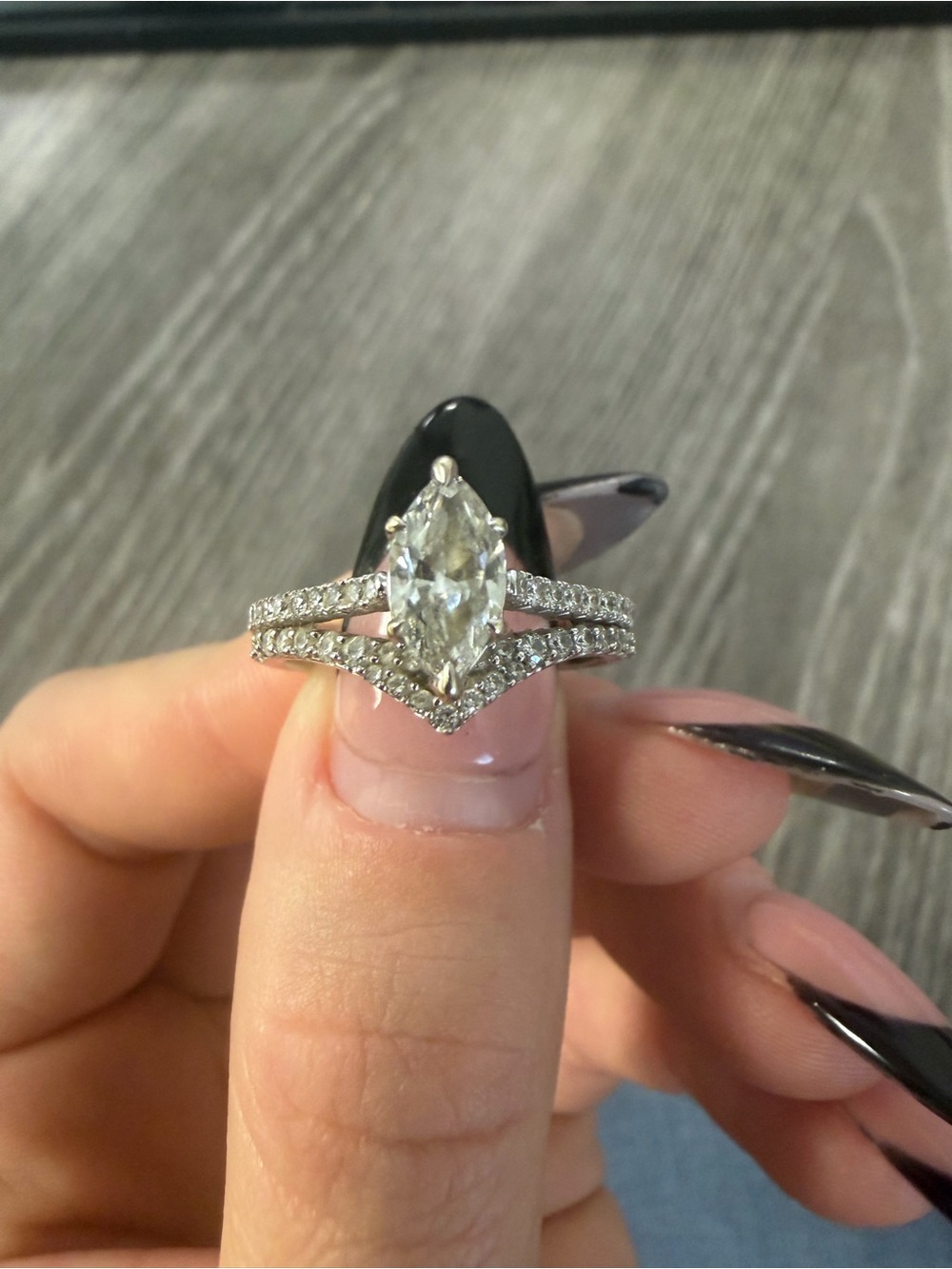 Marquise Halo Split-Shank Engagement/wedding Ring - Clear/Silver